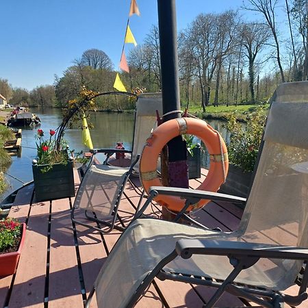 Отель Sur La Somme A Bord De La Peniche Arche De Noe Pont-Remy Экстерьер фото